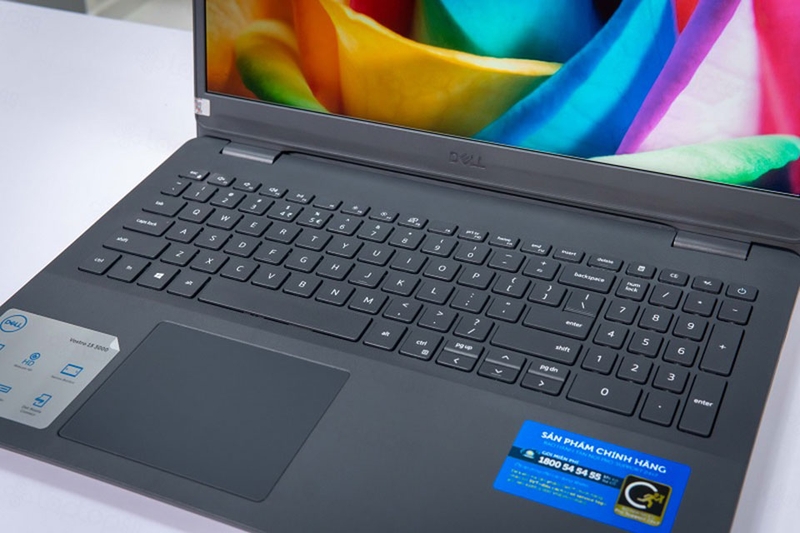 Đánh giá Dell Vostro 3500 - 04