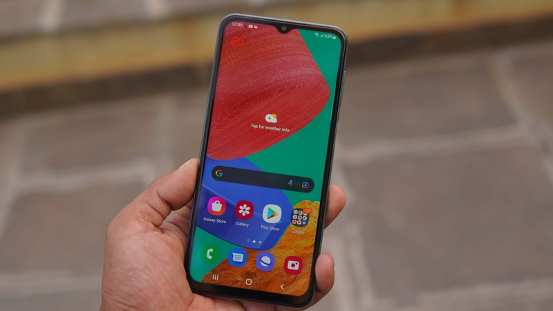 Đánh giá Galaxy M33 - hình 3