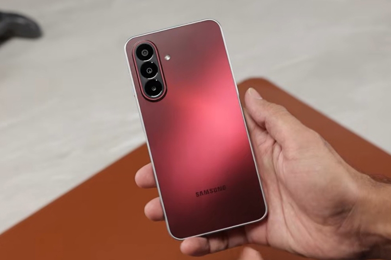 Đánh giá Samsung Galaxy M47 18
