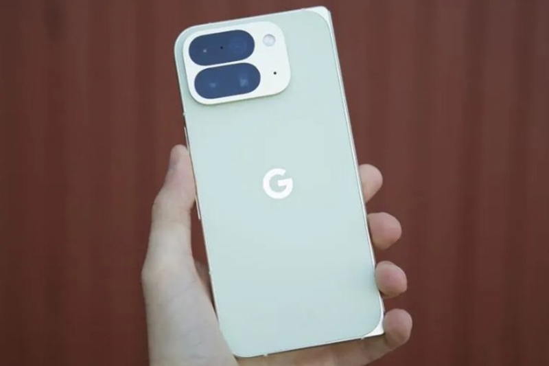 Đánh giá Google Pixel 10 Pro Fold 12
