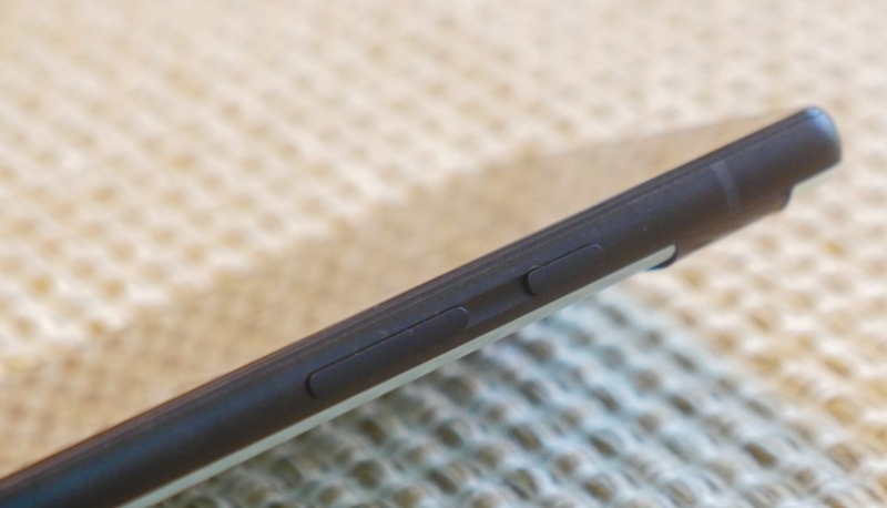 Đánh giá Google Pixel 6a - hình 2