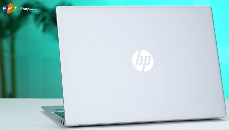 Đánh giá HP OmniBook 5 AI 16-af1054TU 18