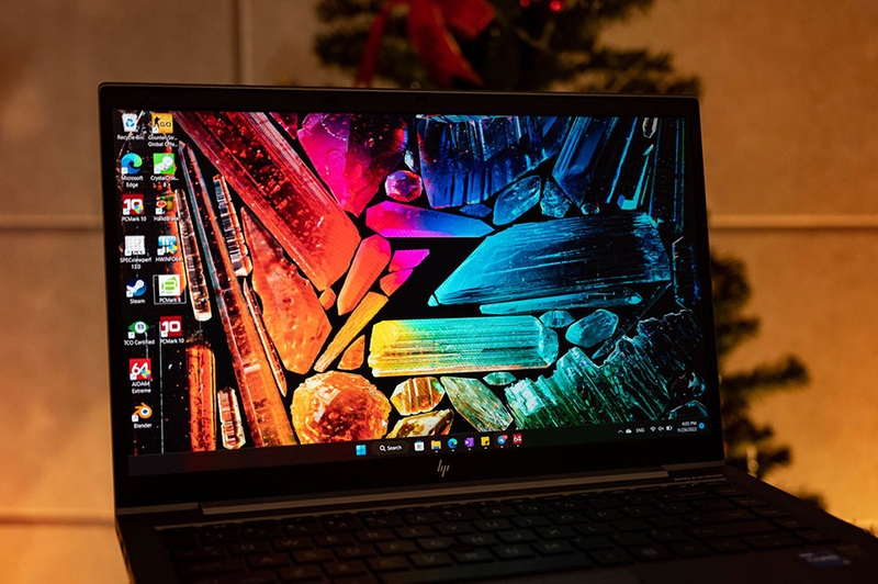 Đánh giá HP ZBook Firefly 14 G8 - 0