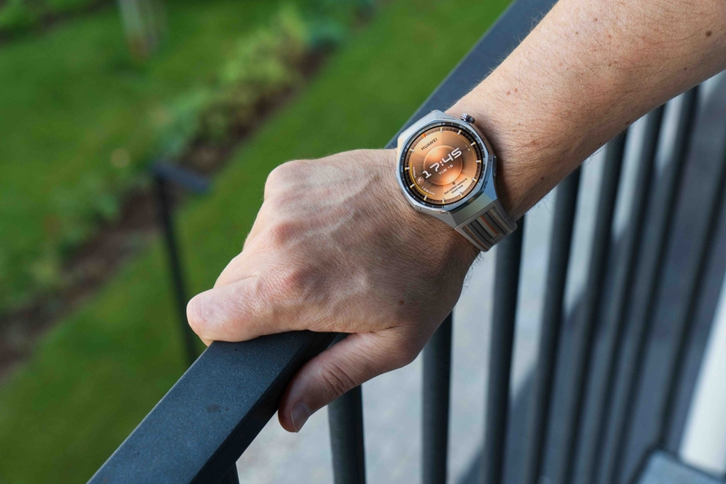 Đánh giá Huawei Watch GT6 Pro - hình 2