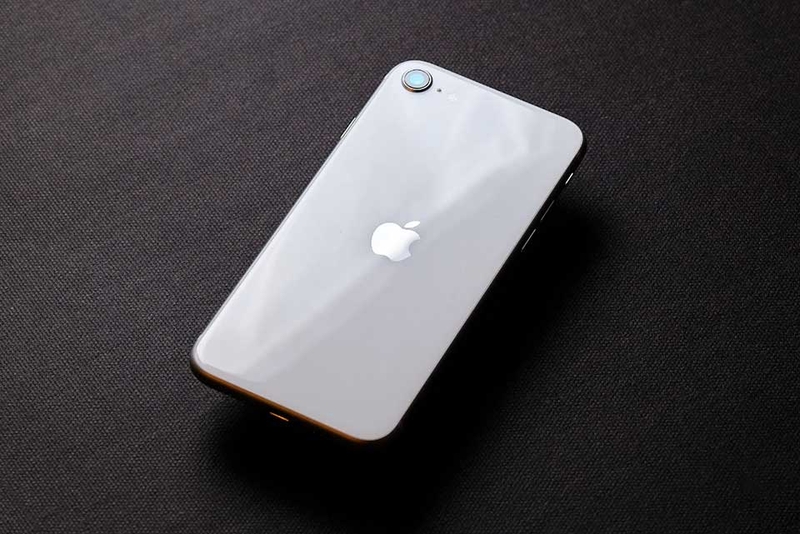 Đánh giá iPhone SE 2 - 03