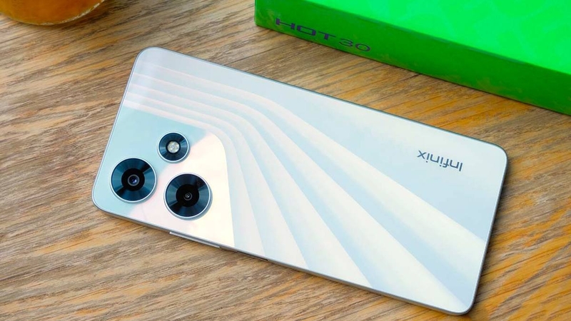 đánh giá Infinix Hot 30 - Hình 6
