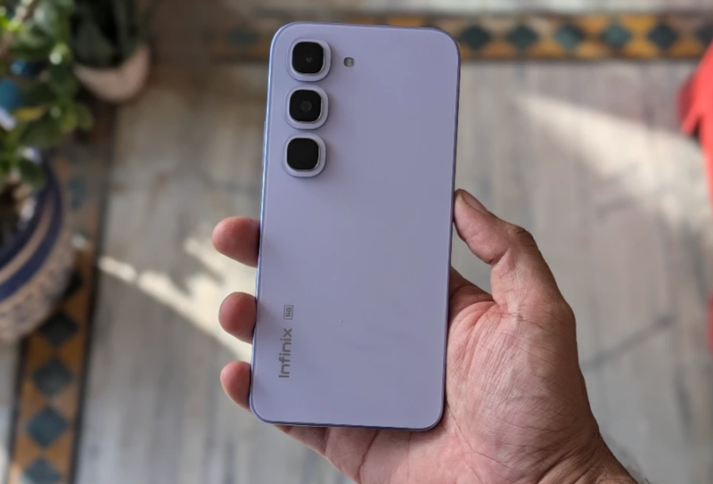 Infinix Hot 70 Pro - hình 1
