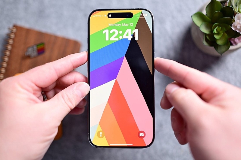 Đánh giá iOS 18.5 5