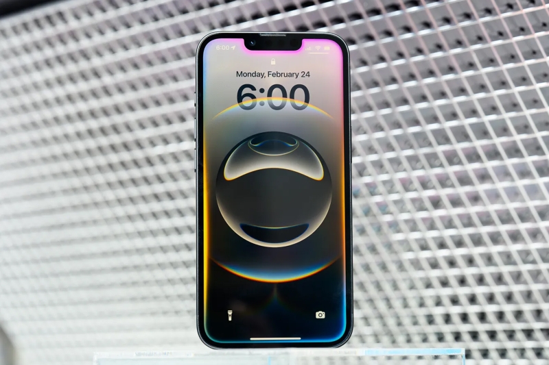 đánh giá iphone 16e hình 3