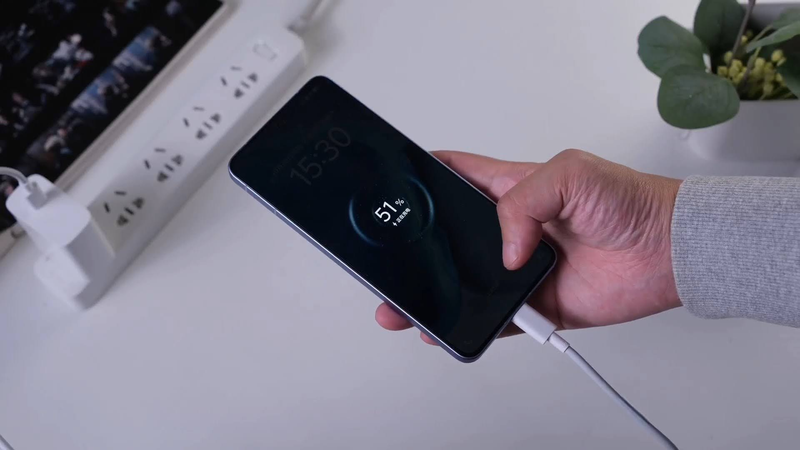 Đánh giá iQOO Neo 11 9