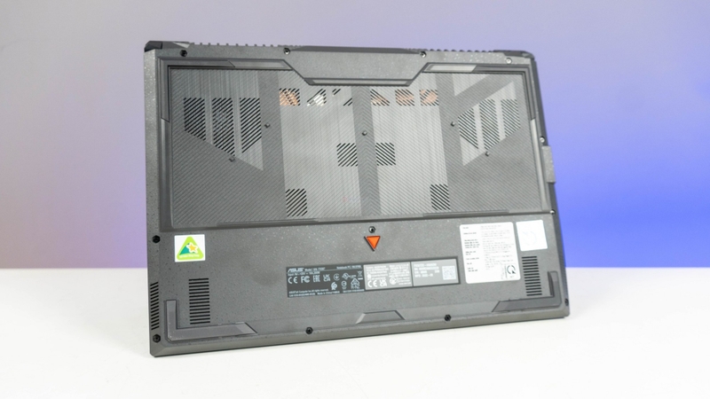 đánh giá Laptop Asus TUF Gaming A15 FA506NFR-HN113W hình 8