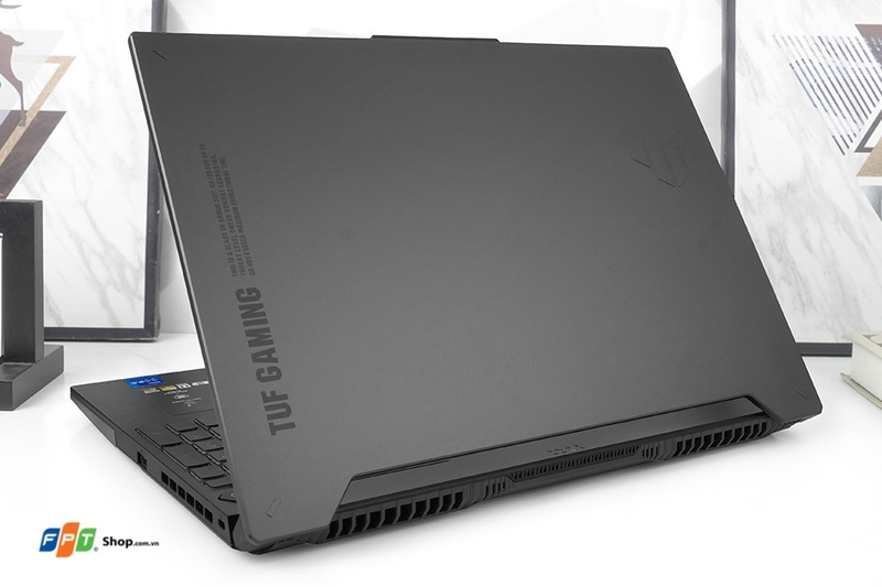 Đánh giá laptop Asus TUF Gaming F15 FX507VU-LP186W 1