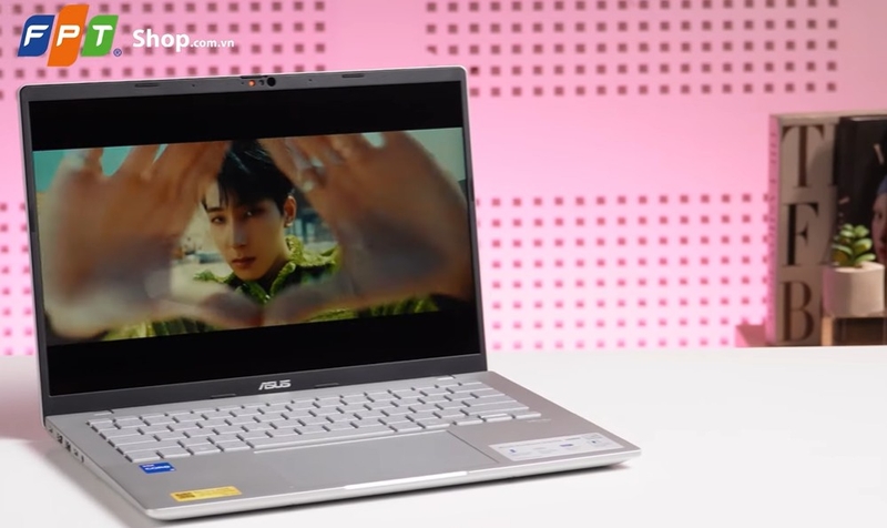 danh-gia-laptop-asus-vivobook-s14-s3407va-ly046w-11.jpg