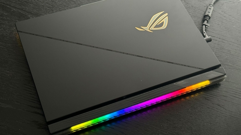 Laptop Asus Rog Strix G18 G814JVR N6089W giá bao nhiêu