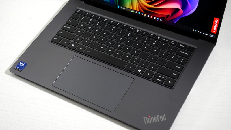 Đánh giá laptop Lenovo ThinkPad X9-15 G1 Aura Edition - Hình 3