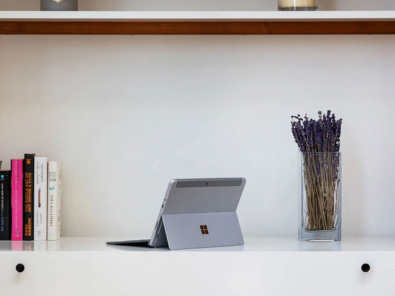 Đánh giá laptop Surface Go - 08