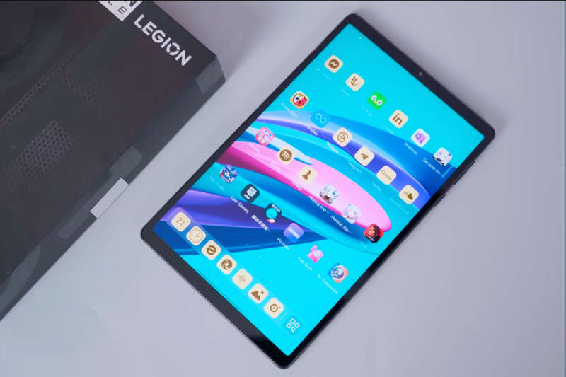 Đánh giá Lenovo Legion Y700 (2)