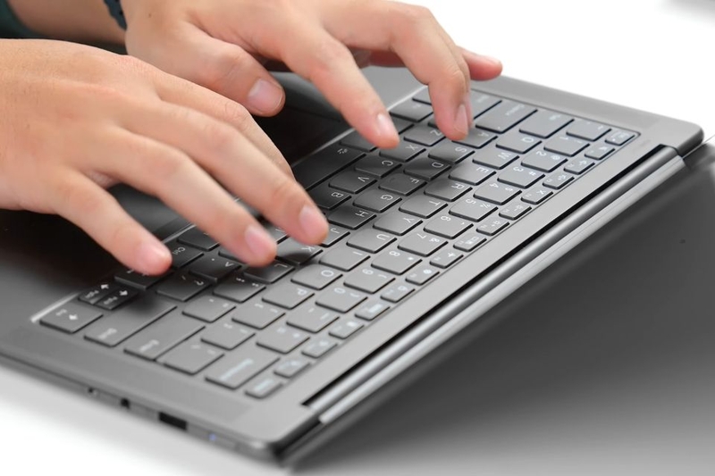 đánh giá lenovo slim 7 pro x (ảnh 8)