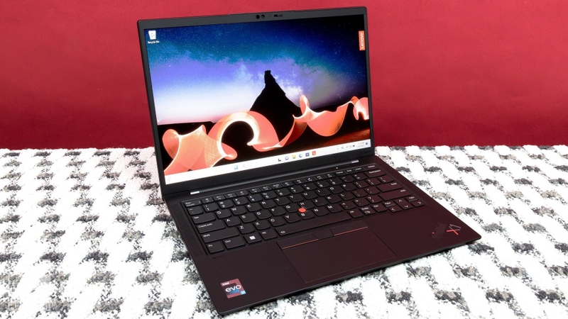 Đánh giá Lenovo ThinkPad X1 Carbon 6