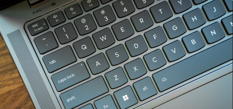 Lenovo Yoga Pro 7 tiếp tục mang đến trải nghiệm bấm phím tuyệt vời