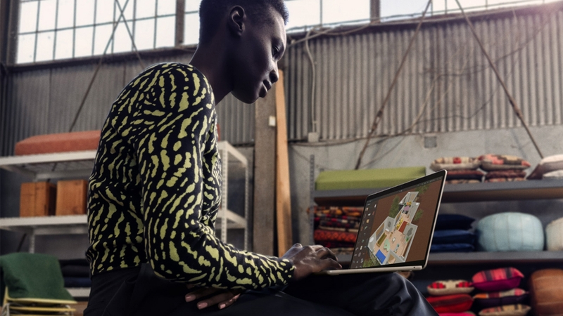 MacBook Air M3 đáp ứng nhu cầu sử dụng suốt cả ngày