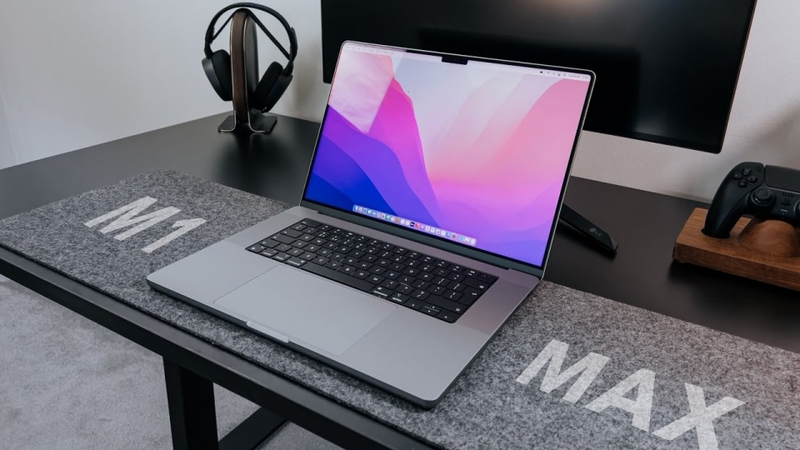 Macbook Pro M1 Max thiết kế không quá nổi bật, chú trọng vào sự sang trọng và tối giản
