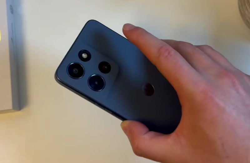 Đánh giá Motorola G (2026) - hình 6