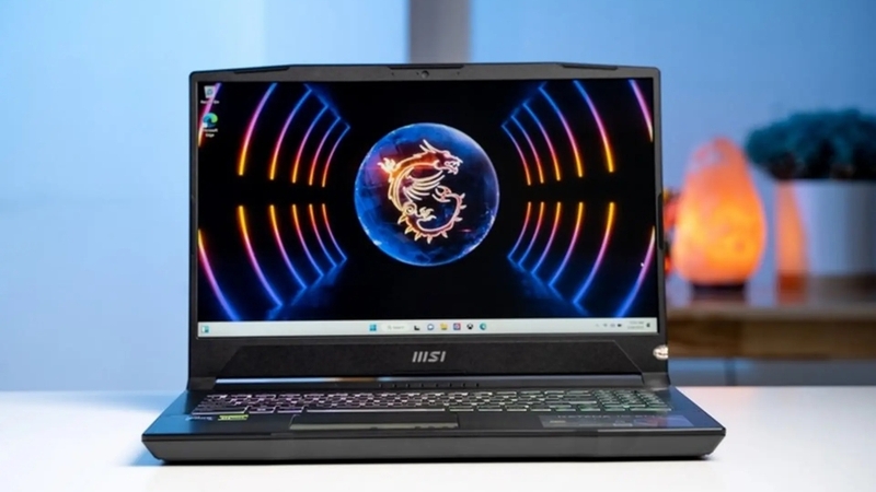 Laptop thường có tone màu chủ đạo là đen hoặc xám