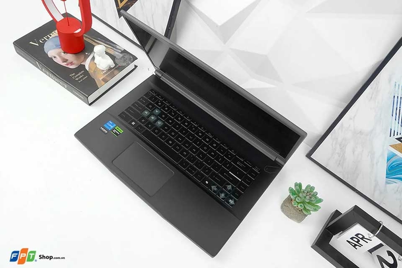 Đánh giá MSI Thin 15 - 08