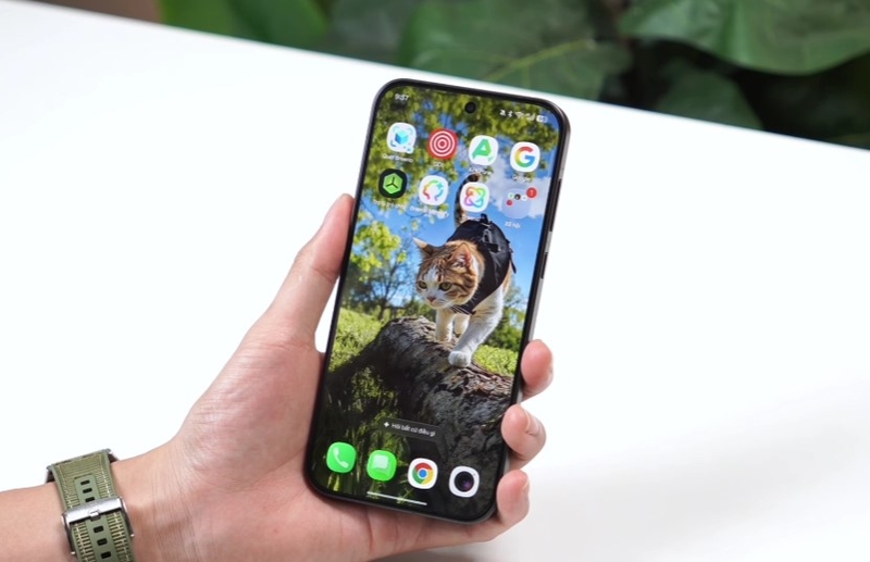 Đánh giá OnePlus Ace 6 Ultra - hình 4