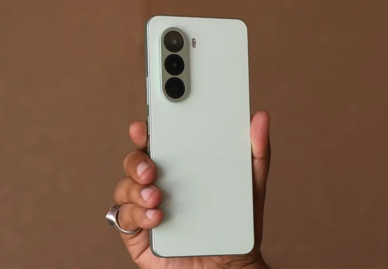 Đánh giá OnePlus Nord CE6 Lite - hình 2