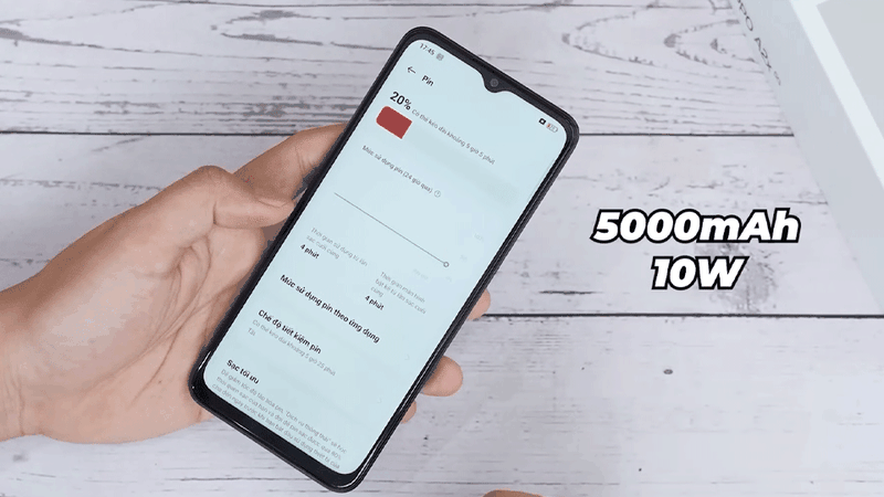 Viên pin 5000 mAh là một ưu điểm của máy