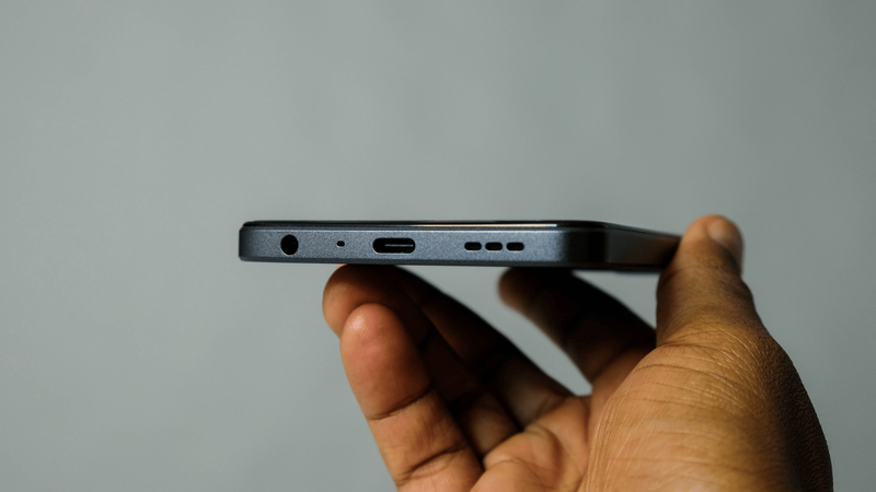 Đánh giá OPPO A79 4