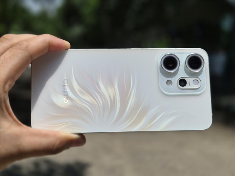 danh gia oppo reno14 pro ve thiet ke