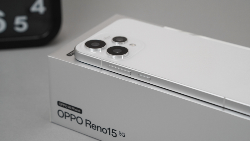 Đánh giá OPPO Reno15 5G 11