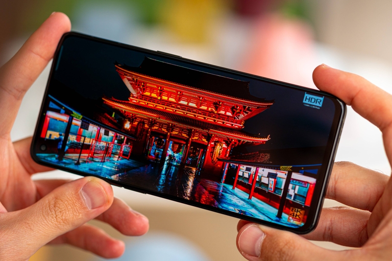 Đánh giá OPPO Reno6 - hình 5