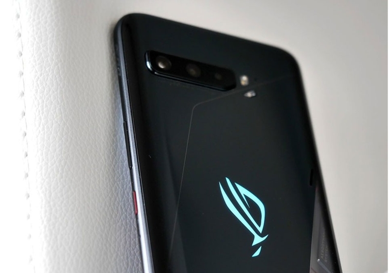 Đánh giá ROG Phone 3 7