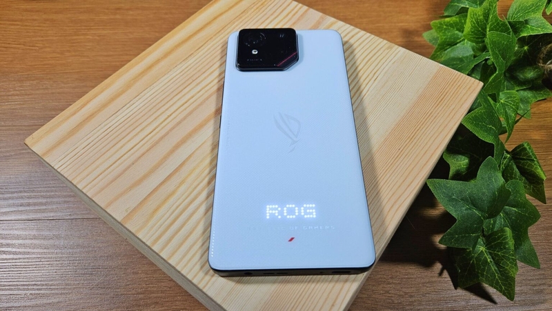 danh gia rog phone 9 ve thiet ke