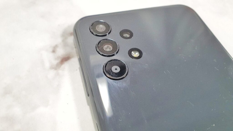 Đánh giá Samsung A13 - hình 2