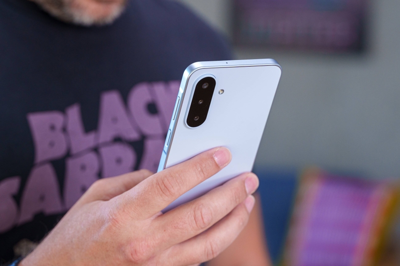 Đánh giá Samsung Galaxy A18 4G - hình 9
