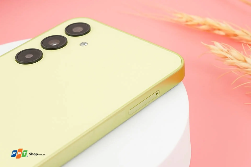 Đánh giá Samsung A25 2