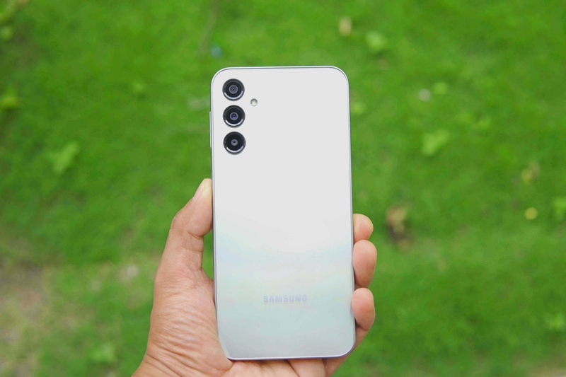 Đánh giá Samsung Galaxy A24 6