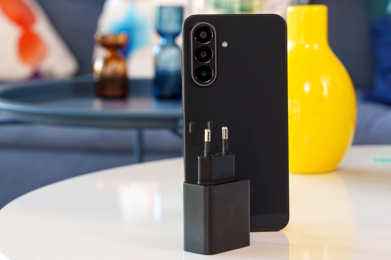 Đánh giá Samsung Galaxy A27 - hình 20