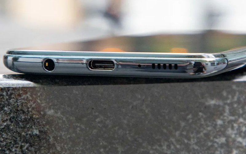 Đánh giá Samsung Galaxy A50 3