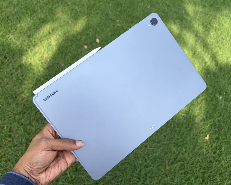 Đánh giá Samsung Galaxy Tab S12+ - hình 2