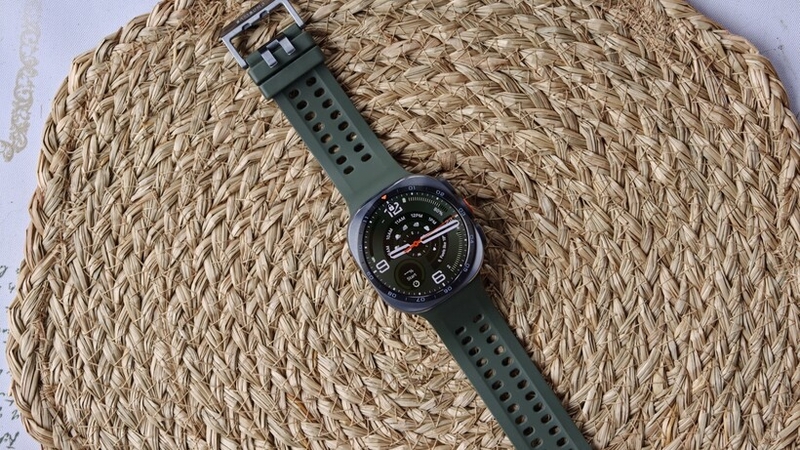 danh-gia-samsung-galaxy-watch-ultra2-4.jpg