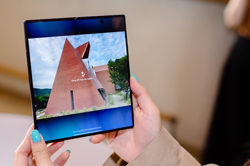 Đánh giá Samsung Galaxy Z Fold 8 Ultra 30