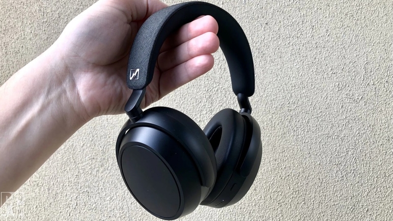 Sennheiser Momentum 4 không chỉ mang lại âm thanh tuyệt vời mà còn là phụ kiện thời trang đẹp