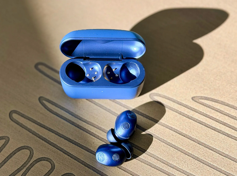 danh-gia-sennheiser-momentum-true-wireless-5-4.webp
