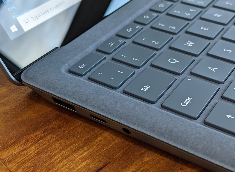 đánh giá surface laptop 4 hình 4.png